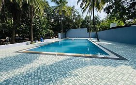 Areca Palms Hotel & Resort